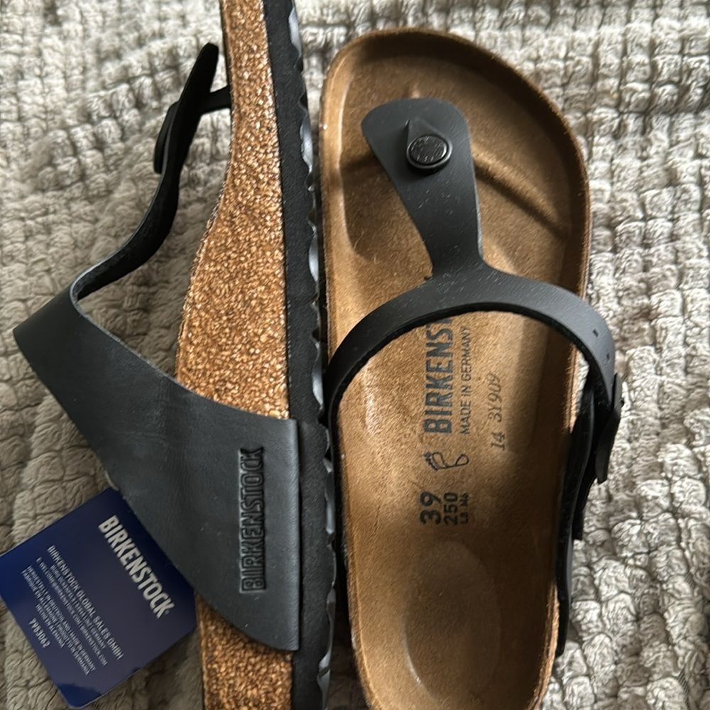 Womens Birkenstock Gizeh Sz 39/8 & 9(40) available - Picture 4 of 6